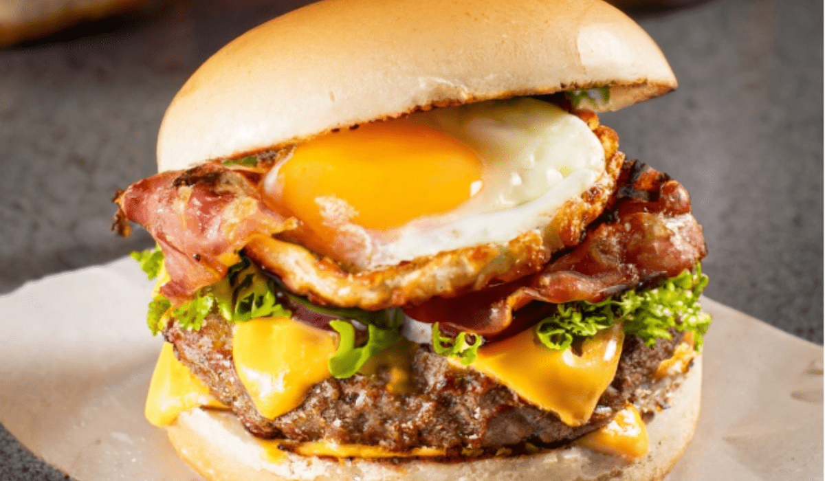 The Ultimate Egg Burger Recipe: A Perfect Combination of Flavor and Comfort