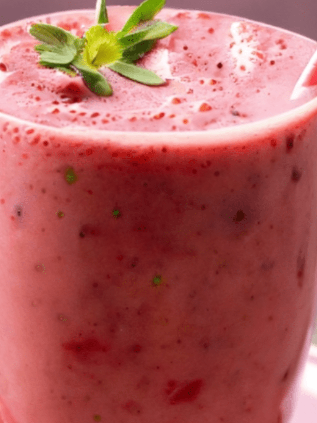 B and L's Irresistible Strawberry Smoothie Delight