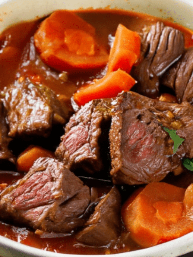 Slow Cooker Beef Stew: Hearty Comfort