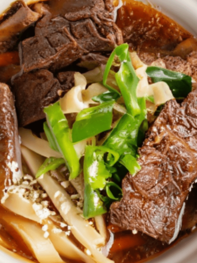 Homemade Taiwanese Beef Noodle Soup: A Taste of Taiwan